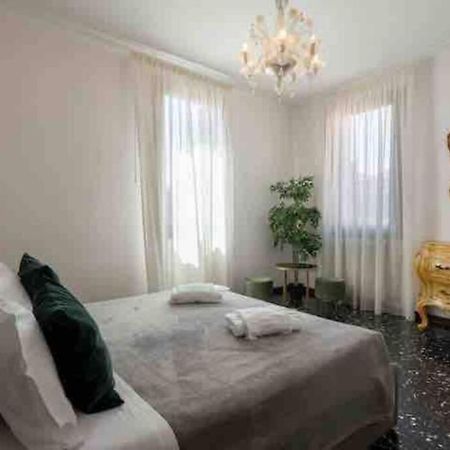 Ca' Pesaro Rooftop Terrace Apartment. Венеция Экстерьер фото