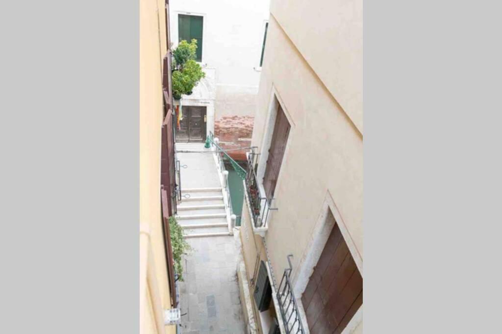 Ca' Pesaro Rooftop Terrace Apartment. Венеция Экстерьер фото