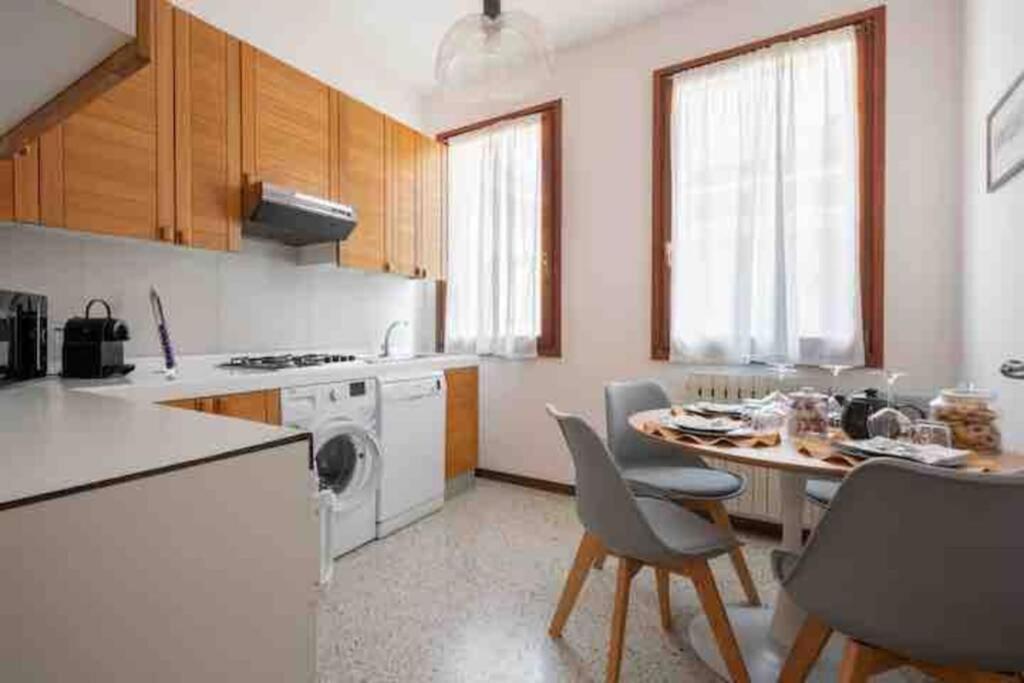 Ca' Pesaro Rooftop Terrace Apartment. Венеция Экстерьер фото